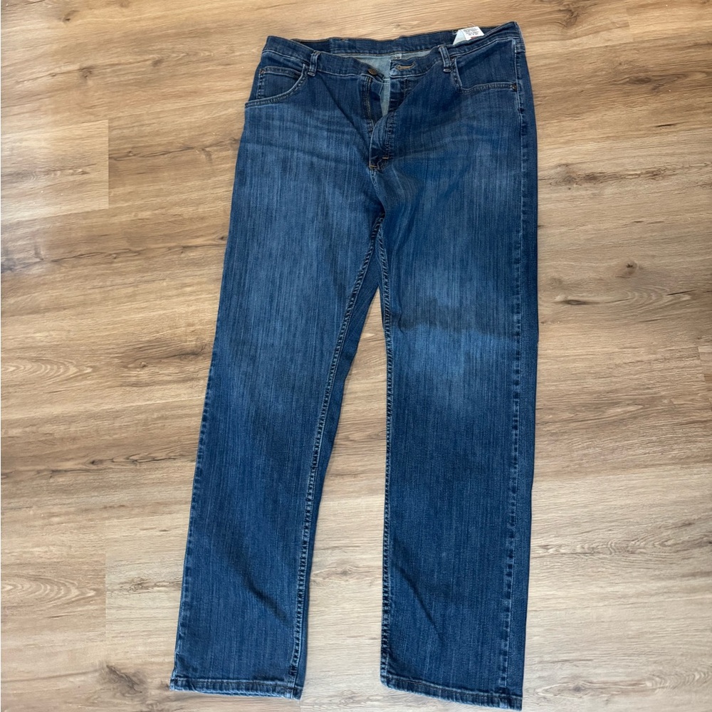 “Wrangler Jeans - 38x32 | Vintage Western Style & Fit”